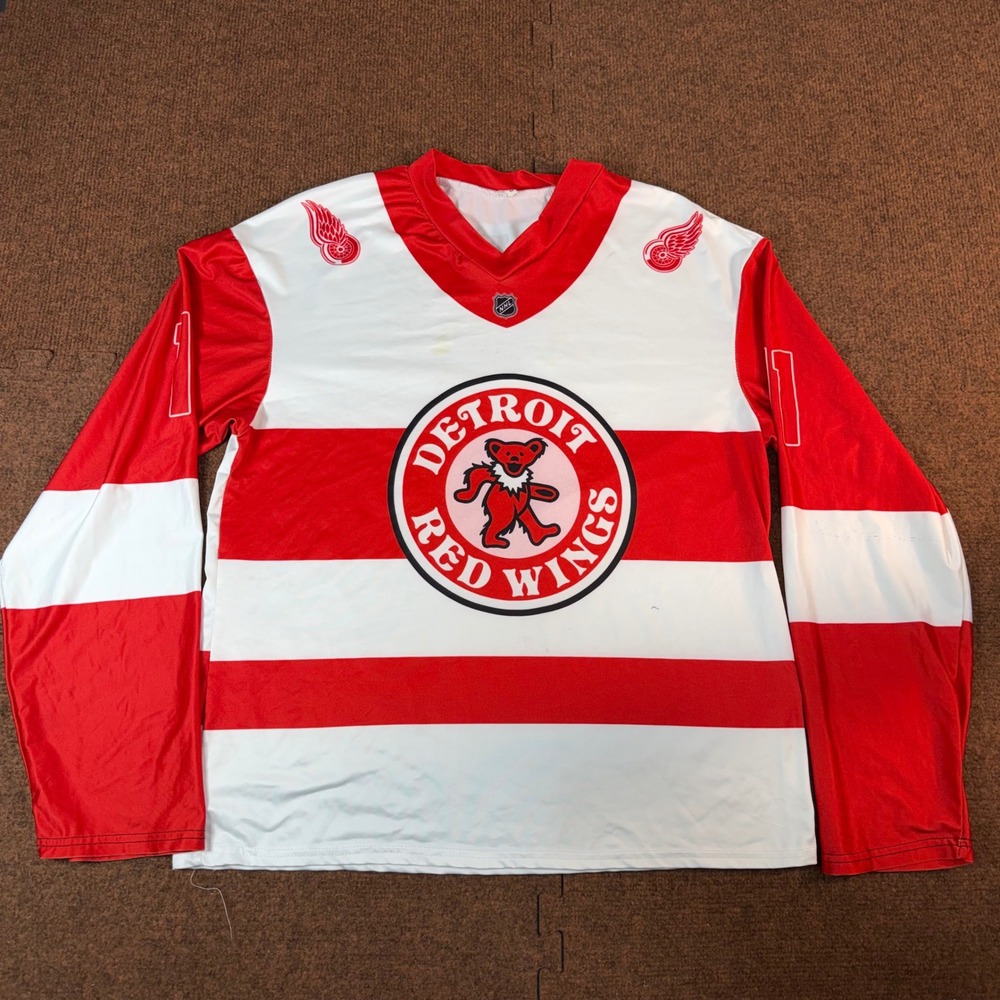 Detroit Red Wings Grateful Dead Hockey Jersey Mens Medium Red White Bear 11